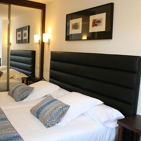 Hotel Villa Rosario Ii, Edificio Moderno ริวาเดเซญา ภายนอก รูปภาพ