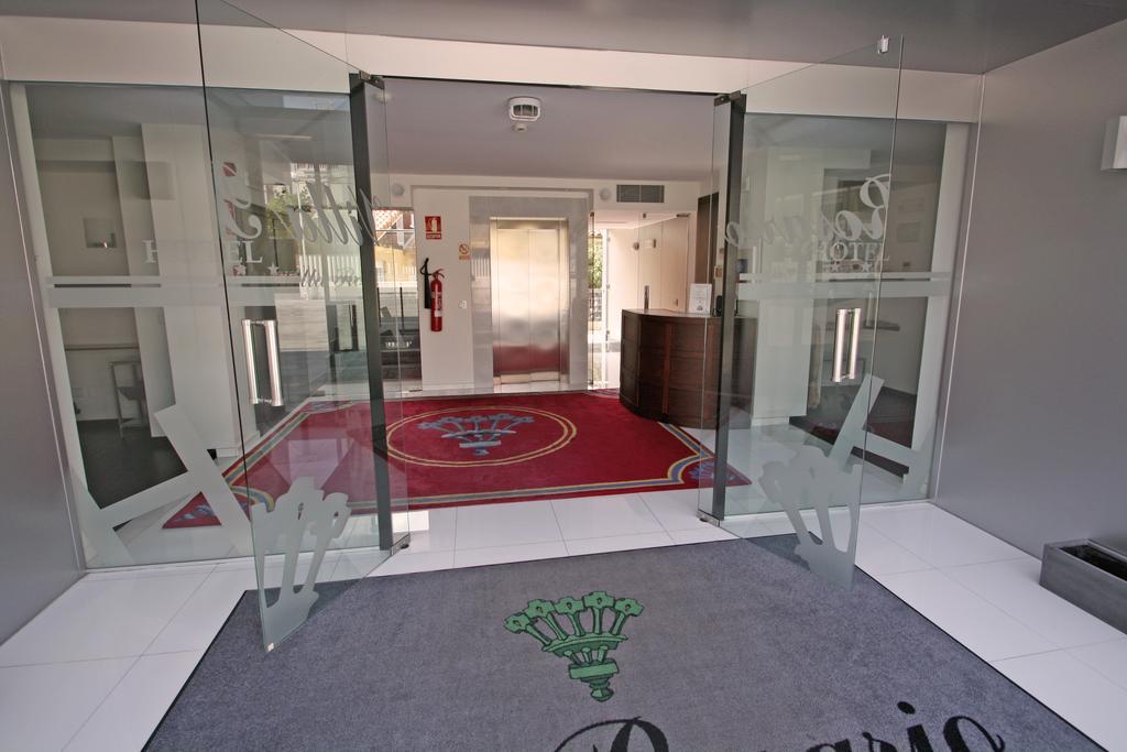 Hotel Villa Rosario Ii, Edificio Moderno ริวาเดเซญา ภายนอก รูปภาพ